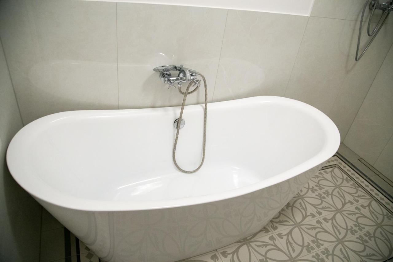 Velky 3-Izbovy Apartman Bratislava-Stare Mesto Екстер'єр фото