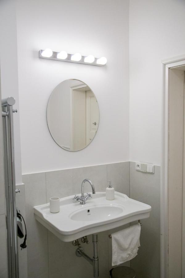 Velky 3-Izbovy Apartman Bratislava-Stare Mesto Екстер'єр фото